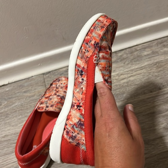 Crocs Loafers - Picture 8 of 12